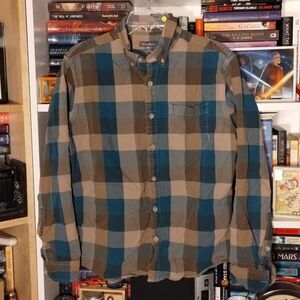 Eddie Bauer blue and brown plaid button-up shirt Size L